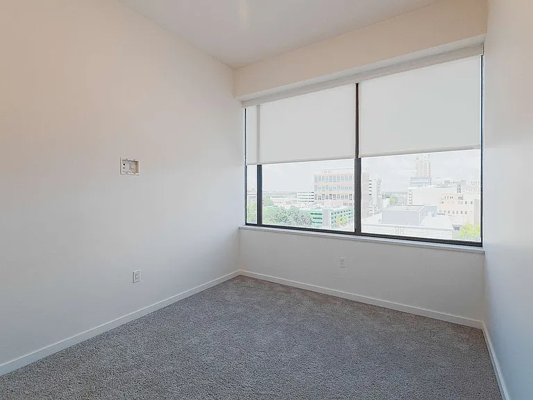 501 S Capitol Ave — Photo 148
