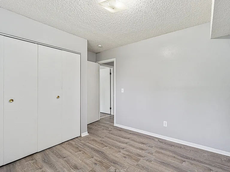5965 Briarcliff Ln — Photo 4