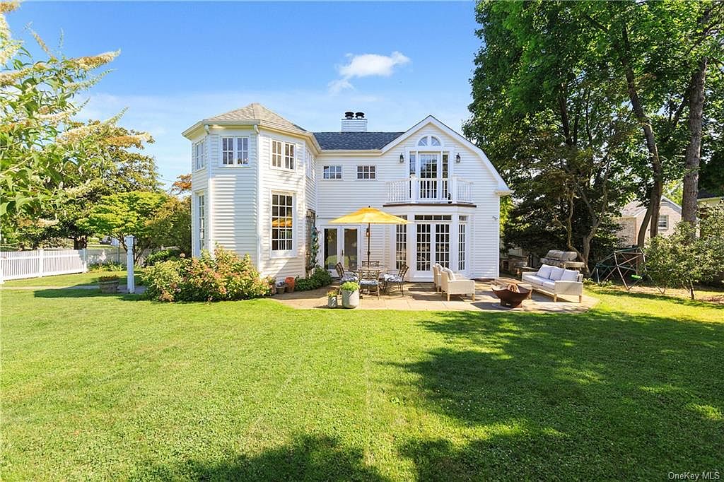 54 Grove Avenue Larchmont NY 10538 Zillow