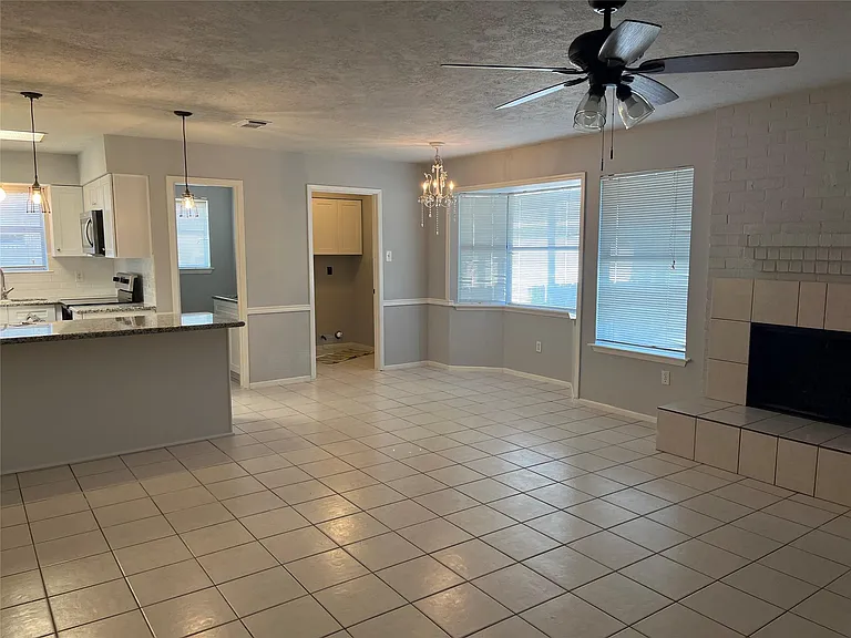 402 Oak Harbor Dr — Photo 17