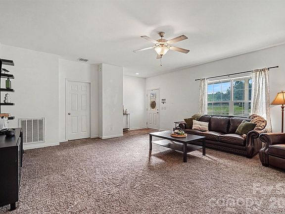 4th image of 5914 Ruffner Ct