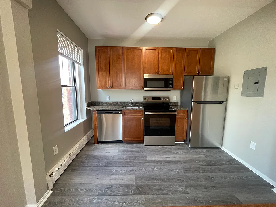 90 Blue Hill Ave #2