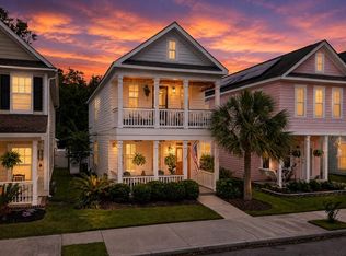 404 Forsythia Ave, Summerville, SC 29483