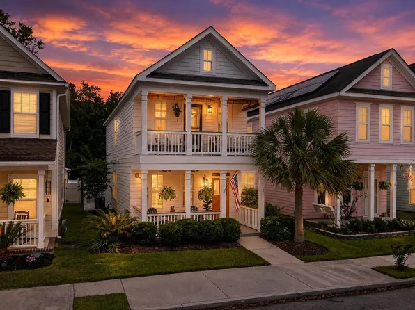 404 Forsythia Ave, Summerville, SC 29483