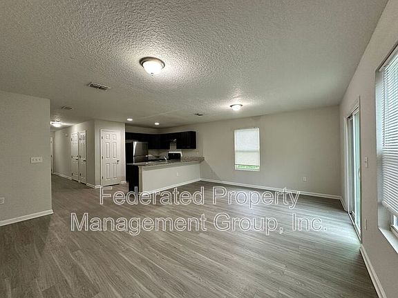 4th image of 8368 Oden Ave