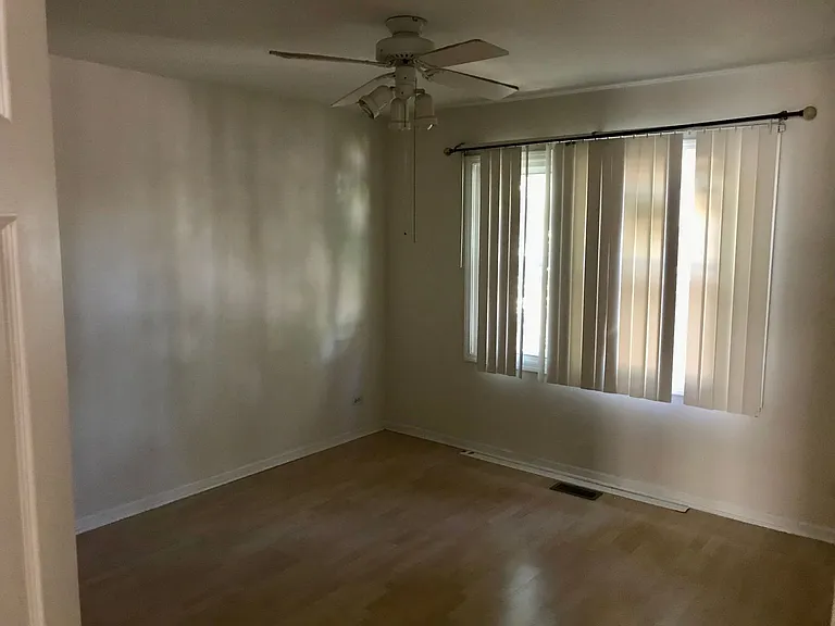1120 Fieldstone Ln — Photo 16