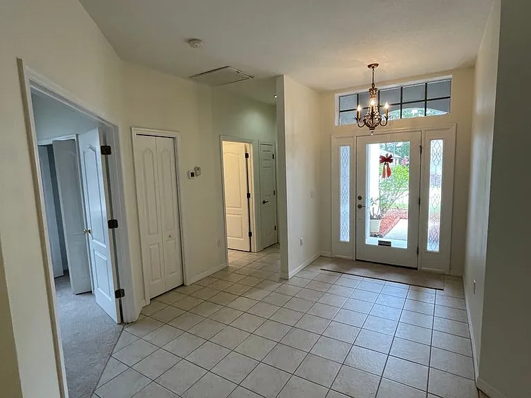 870 Greystone Ln — Photo 8