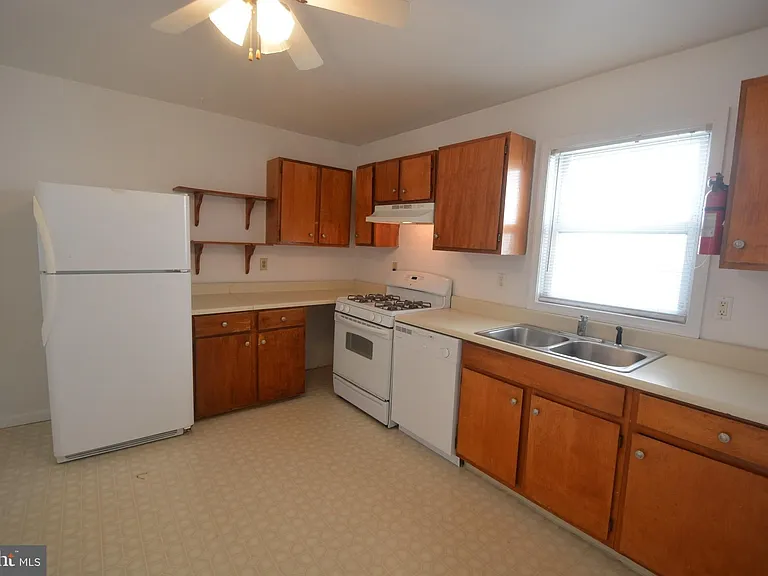 23 S Upham St #A — Photo 3