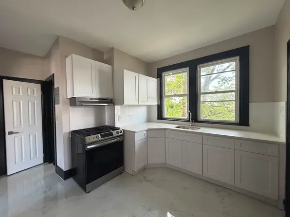 52 Greenville Ave #39E, Jersey City, NJ 07305