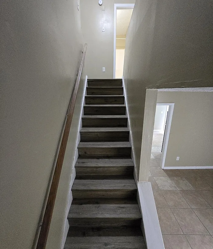 3 bed, 2.0 bath, 1294 sqft, $1,550 — Photo 4