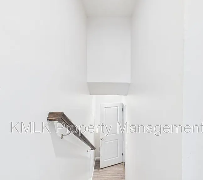 4037 N Steels Cir — Photo 50