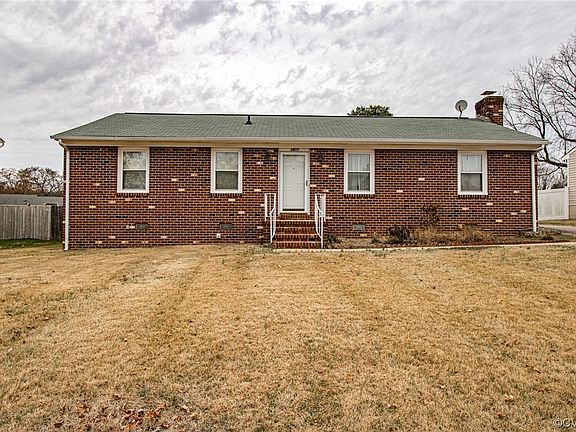 2nd image of 3807 Kippax Dr