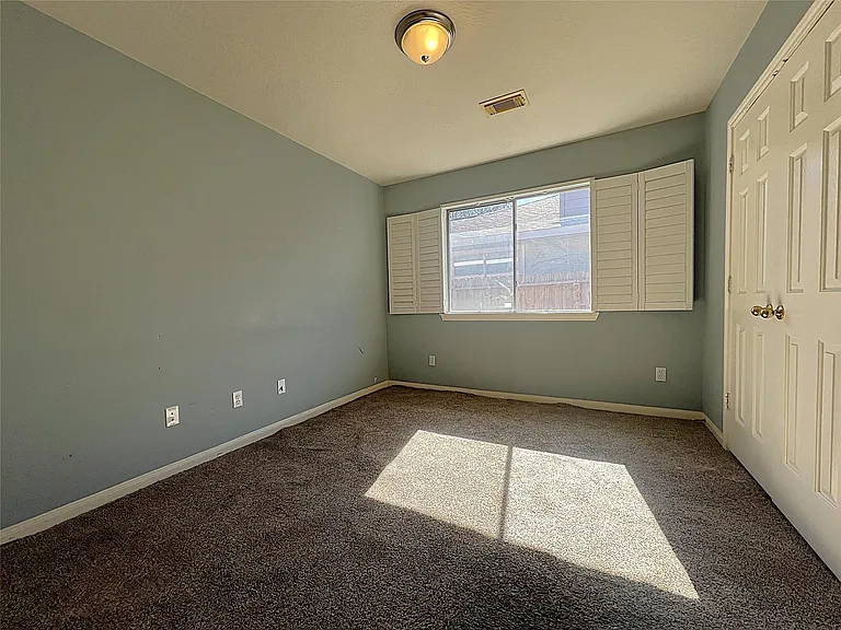 6839 Catarina Cir — Photo 25