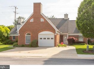 13 E Village Rd, Newark, DE 19713