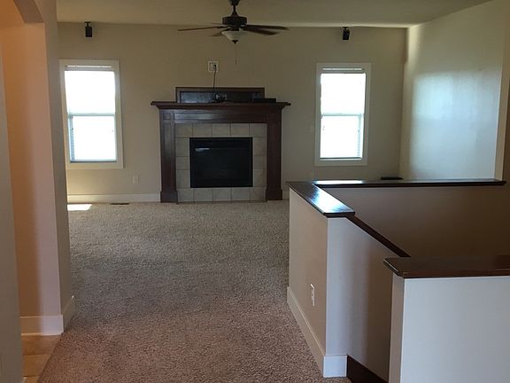 Main Fmly Rm from front door