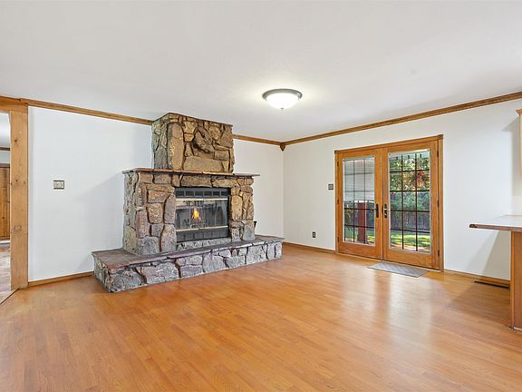 5th image of 115 Balboa Dr