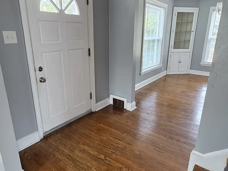 5572 N Bethmaur Ln — Photo 10