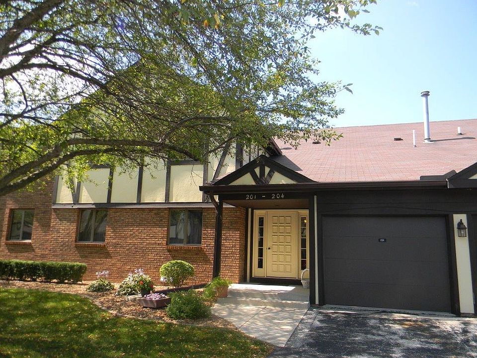 1st image of 204 Carol Ct