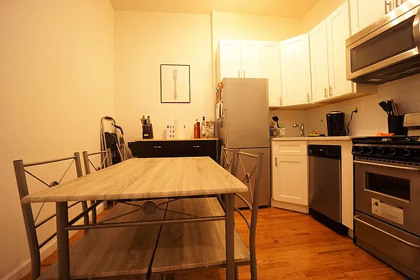 Rented by Compass | media 3