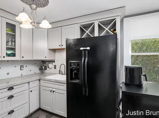 214 Mason St, Spring Lake, MI 49456