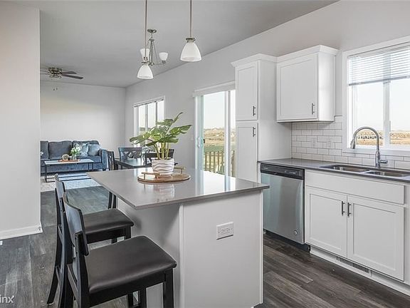 ae14e0987dbe8a2118a7ce5bc5c49ba0l-m640754316od-w1024_h768