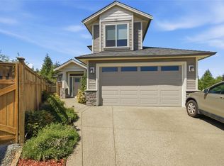 751 James Pl, Ladysmith, BC V9G 1W2