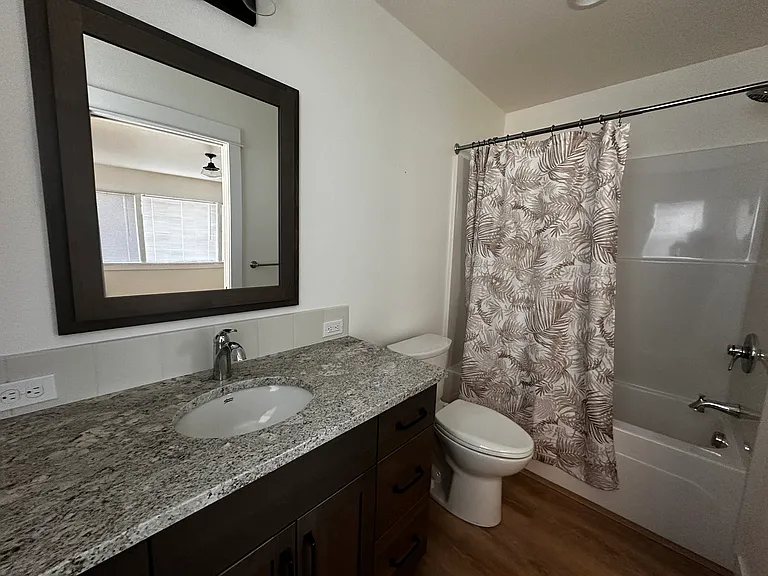 606A N Knights Bridge Rd — Photo 5