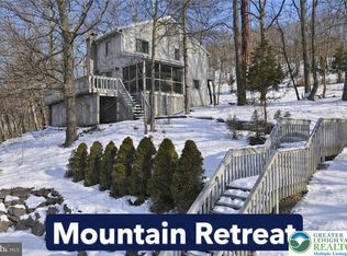 194 Stafford Dr, Bushkill, PA 18324