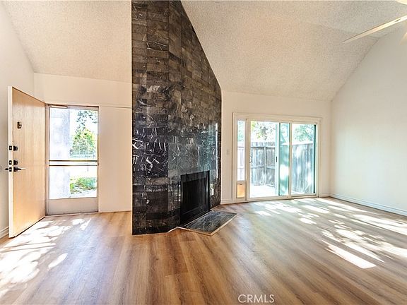 5th image of 8851 Independence Ave APT 33