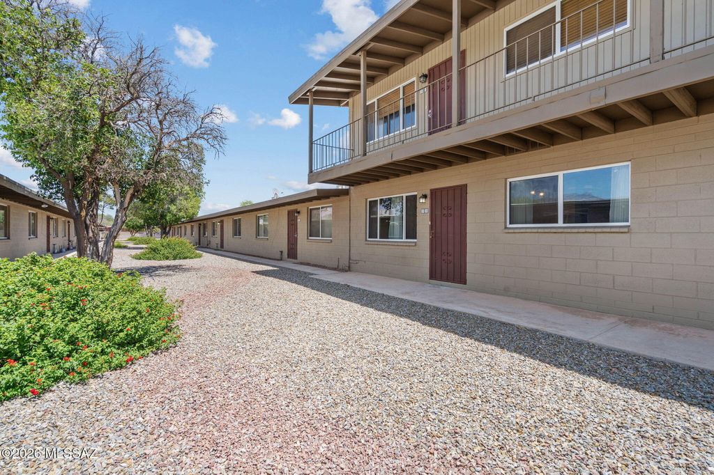 2841 N Columbus Blvd, Tucson, AZ - View 2
