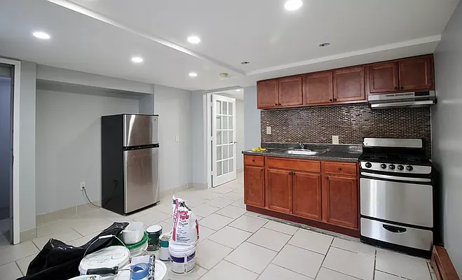 Rented by Hagstrom Management Inc | media 9