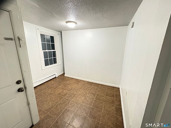 2nd image of 121 Willow Street