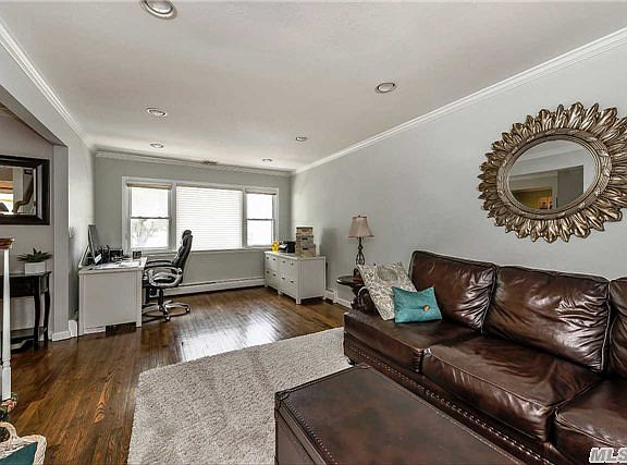 5th image of 2995 Whaleneck Dr