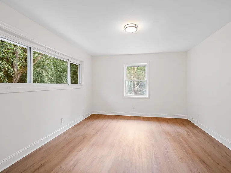 1121 West End Blvd — Photo 21