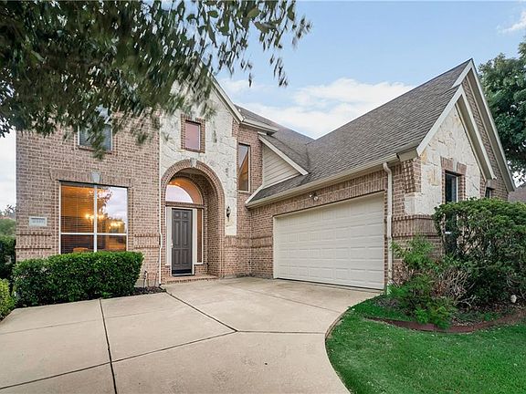 3rd image of 2517 Clearlake Dr