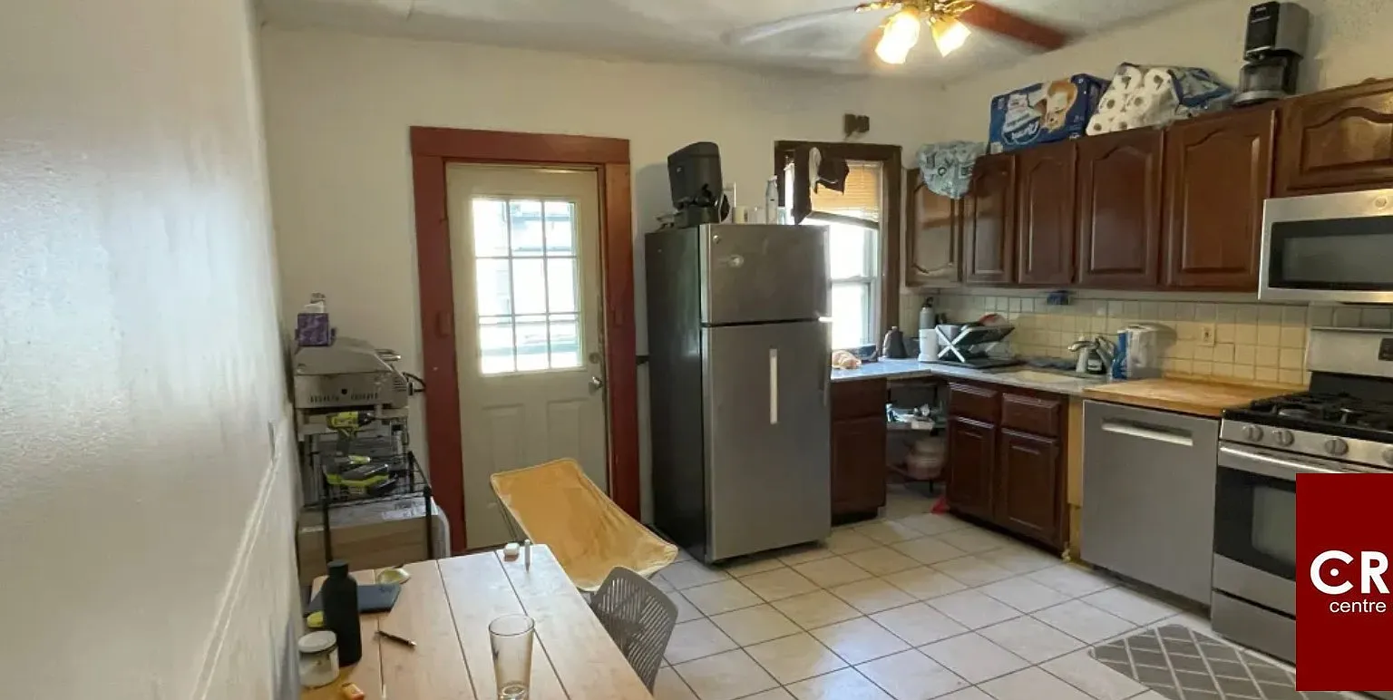 3 bed, 2.0 bath, 1200 sqft, $3,900 — Photo 3