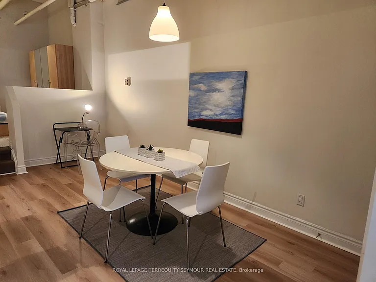 103 McCaul St #47 — Photo 11