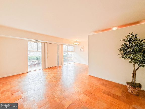 3rd image of 7716 Donnybrook Ct Suite 101