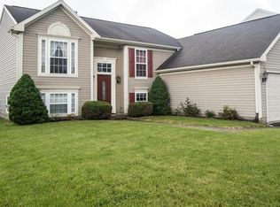 13 Wendy Ln, Rochester, NY 14626