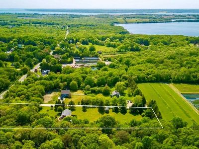 41 Peckham Rd, Little Compton, RI, 02837