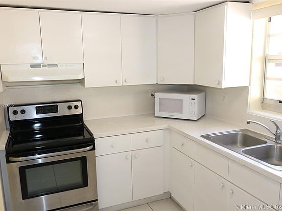 2nd image of 10907 N Kendall Dr APT 423
