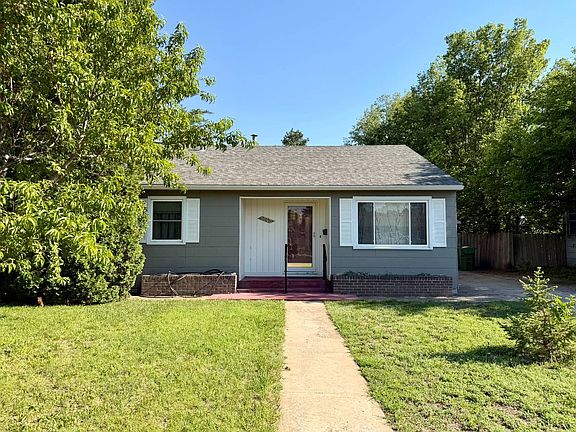 4th image of 1040 E 8th St