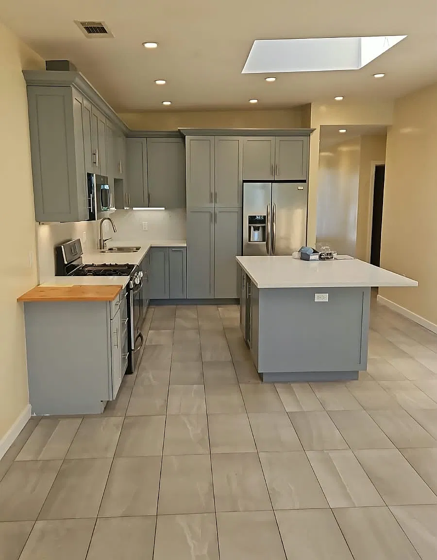 3 bed, 3.5 bath, 1328 sqft, $3,795 — Photo 3