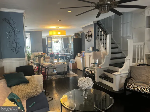 834 S Vogdes St, Philadelphia, PA 19143