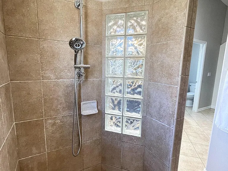 2552 Cisco Dr S — Photo 13