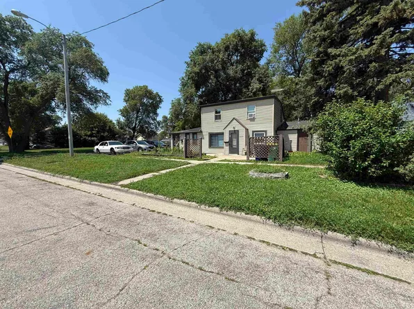 1019 N Clay St, Green Bay, WI 54302