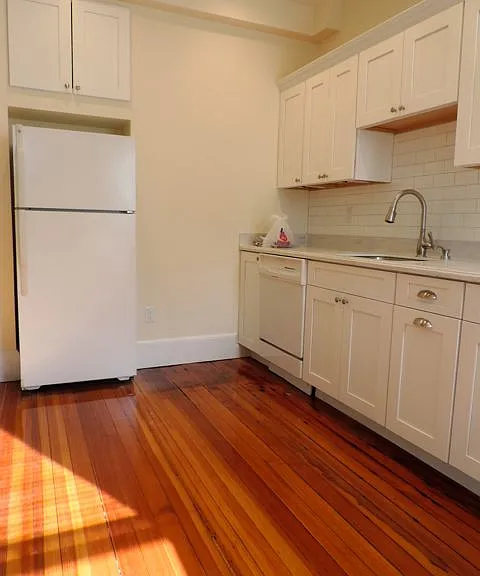 249 L St #2 — Photo 4