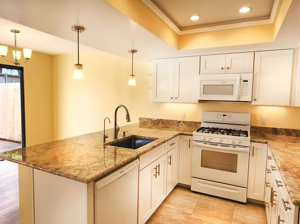 3676 Constellation Rd, Lompoc, CA 93436