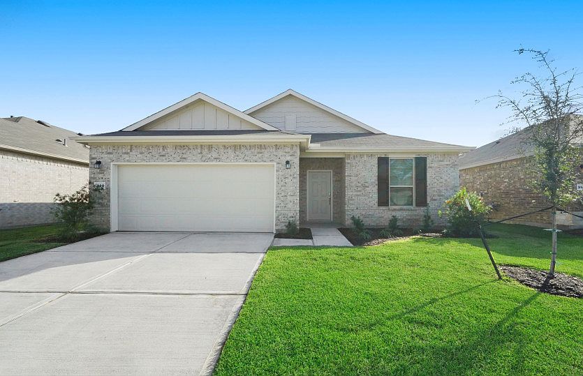 Welcome Home 320 Appaloosa Drive.