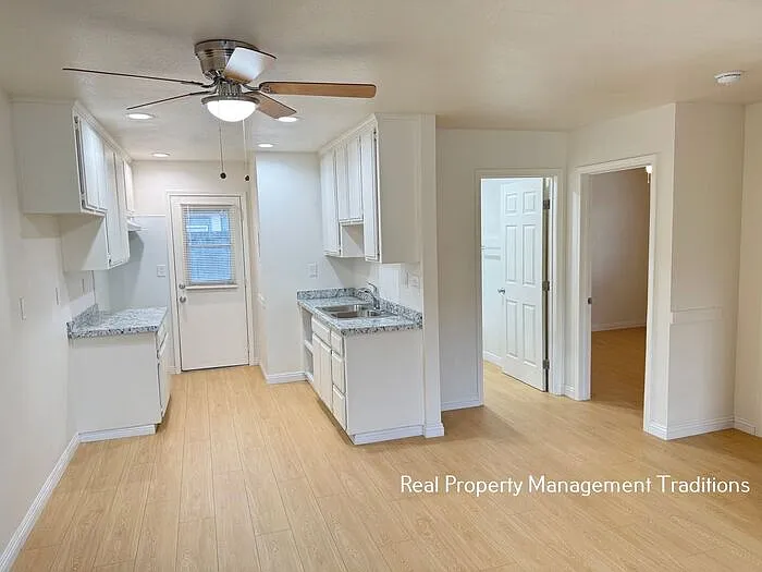 2541 Diamond St #3 — Photo 3